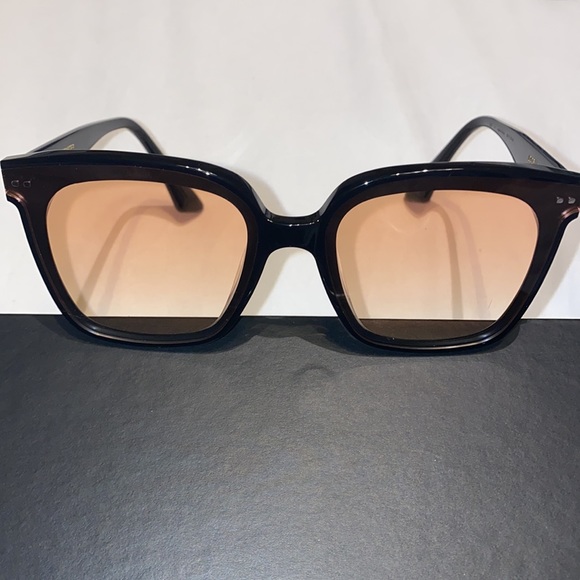 GENTLE MONSTER - Lo Cell Orange Lense - Picture 3 of 9